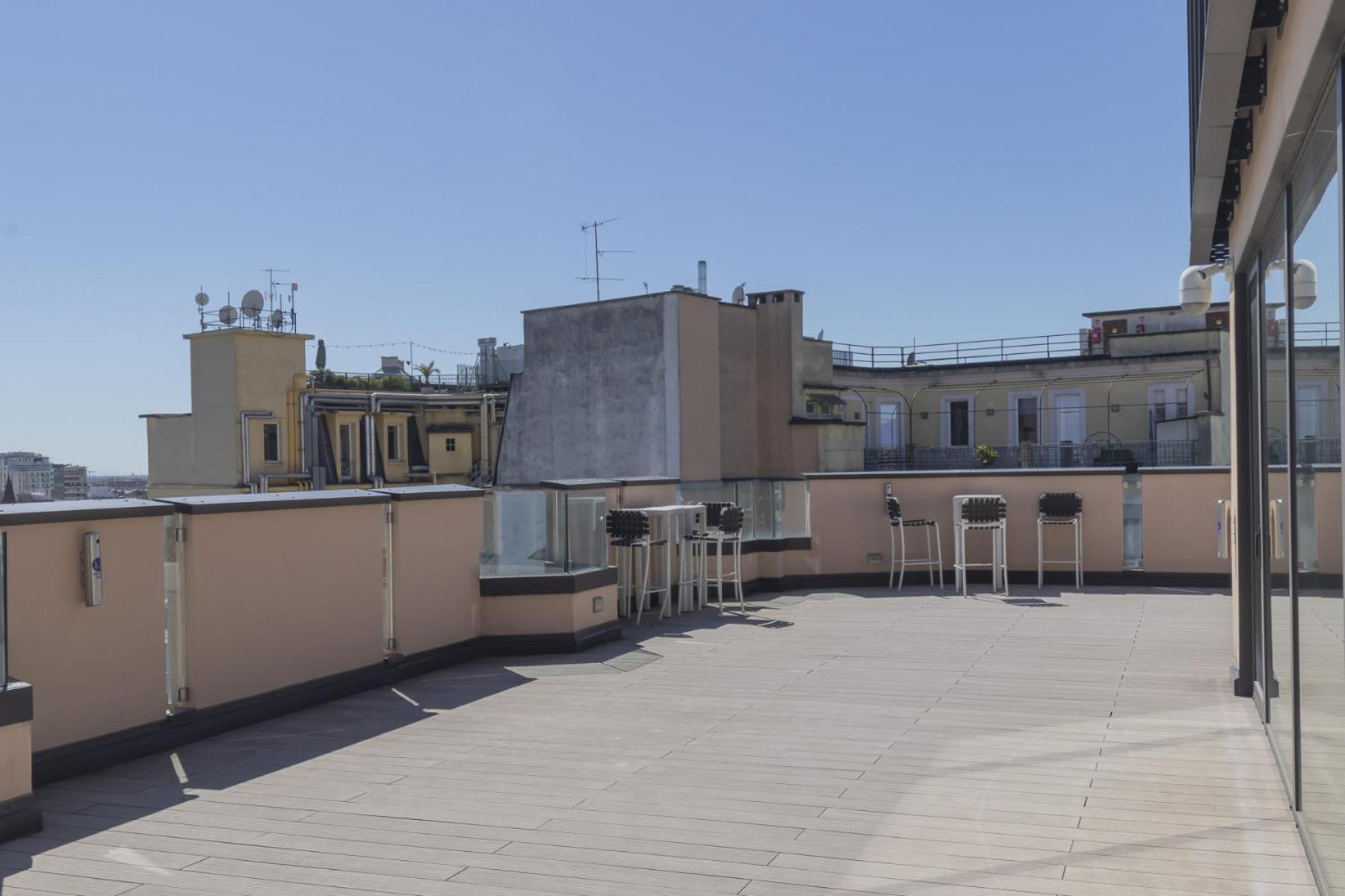 San Babila Central Tower With Panoramic Terrace Overlooking Duomo By Rentopolis Милано Екстериор снимка